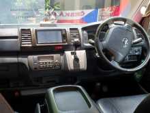 https://riyasewana.com/uploads/toyota-kdh-supa-2018-3015371112094.jpg