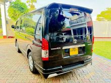 https://riyasewana.com/uploads/toyota-kdh-super-10116166365.jpg