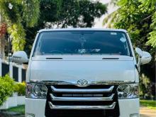 Toyota KDH SUPER GL 2015 Van