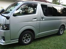 https://riyasewana.com/uploads/toyota-kdh-super-1023001010713.jpg