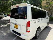 https://riyasewana.com/uploads/toyota-kdh-super-10802344273.jpg