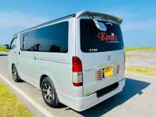 https://riyasewana.com/uploads/toyota-kdh-super-111115314863.jpg