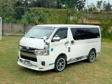 https://riyasewana.com/uploads/toyota-kdh-super-1119535722983.jpg