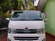 https://riyasewana.com/uploads/toyota-kdh-super-112105444642.jpg