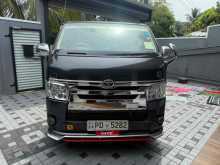 Toyota KDH Super GL TRH 2006 Van