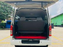 https://riyasewana.com/uploads/toyota-kdh-super-121125086896.jpg