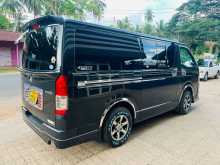 https://riyasewana.com/uploads/toyota-kdh-super-121719374932.jpg