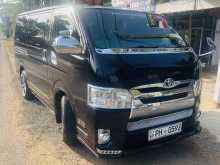 Toyota Kdh Super Gl Dark Preme 2015 Van