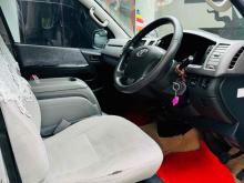 https://riyasewana.com/uploads/toyota-kdh-super-1613540324653.jpg