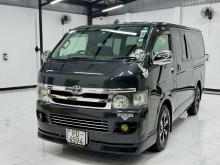 Toyota KDH Super Gl 200 2007 Van