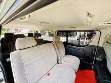 https://riyasewana.com/uploads/toyota-kdh-super-1713210824604.jpg