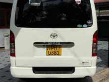https://riyasewana.com/uploads/toyota-kdh-super-1810563622723.jpg