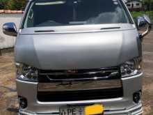 Toyota KDH SUPER 2006 Van
