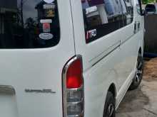 https://riyasewana.com/uploads/toyota-kdh-super-2007-307562712884.jpg