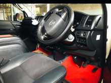 https://riyasewana.com/uploads/toyota-kdh-super-2015-2416402612114.jpg