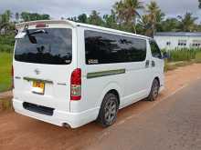 https://riyasewana.com/uploads/toyota-kdh-super-2015-308251612712.jpg