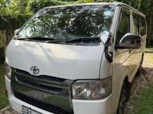 Toyota KDH Super GL 201 Dx 2015 Van
