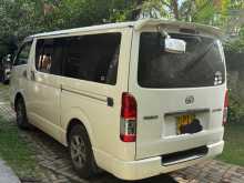 https://riyasewana.com/uploads/toyota-kdh-super-2015-322495912502.jpg