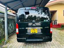 https://riyasewana.com/uploads/toyota-kdh-super-2015-417191612253.jpg