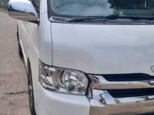Toyota KDH Super GL 211 2017 Van