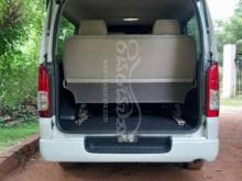 https://riyasewana.com/uploads/toyota-kdh-super-22133904611435.jpg