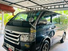 Toyota KDH Super GL 2007 Van