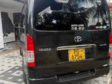 https://riyasewana.com/uploads/toyota-kdh-super-249411622853.jpg