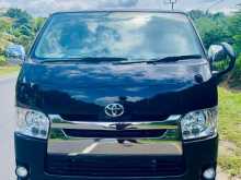 https://riyasewana.com/uploads/toyota-kdh-super-271719454692.jpg