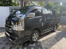 https://riyasewana.com/uploads/toyota-kdh-super-279480922012.jpg