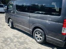 https://riyasewana.com/uploads/toyota-kdh-super-2920004024083.jpg