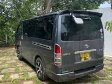 https://riyasewana.com/uploads/toyota-kdh-super-301126584752.jpg