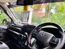 https://riyasewana.com/uploads/toyota-kdh-super-3020425017385.jpg
