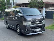Toyota KDH Super GL 2011 Van