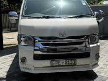 Toyota KDH Super GL Semi High Roof 211 2009 Van