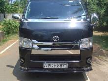 Toyota KDH Super GL 200 2006 Van