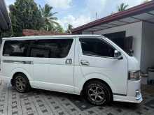 https://riyasewana.com/uploads/toyota-kdh-super-710105822592.jpg