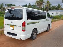 https://riyasewana.com/uploads/toyota-kdh-super-921540417236.jpg
