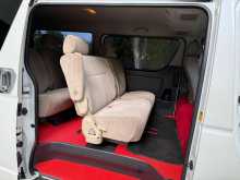 https://riyasewana.com/uploads/toyota-kdh-super-9904284153.jpg