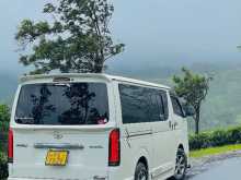 https://riyasewana.com/uploads/toyota-kdh-supper-181803464812.jpg