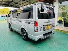 https://riyasewana.com/uploads/toyota-kdh-sure-88341422392.jpg