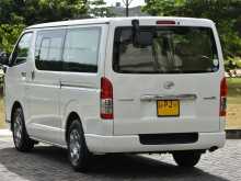 https://riyasewana.com/uploads/toyota-kdh-trh-1382723686.jpg