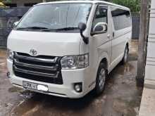 Toyota KDH TRH 200 GL 2016 Van