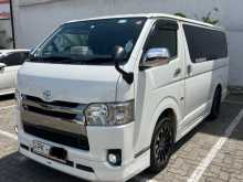https://riyasewana.com/uploads/toyota-kdh-trh-2017-1723393512052.jpg