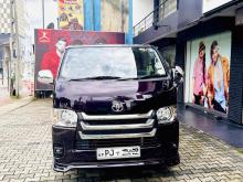https://riyasewana.com/uploads/toyota-kdh-trh-2210175924981.jpg
