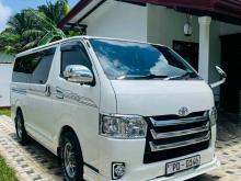Toyota KDH TRH 200 Super GL 2010 Van