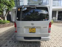 https://riyasewana.com/uploads/toyota-kdh-trh-2912576284.jpg