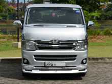 Toyota KDH TRH GL 2012 Van