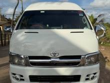 Toyota KDH TRH 200 2008 Van