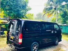 https://riyasewana.com/uploads/toyota-kdh-trh-615581024991.jpg