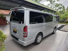 https://riyasewana.com/uploads/toyota-kdh-trh200-12011316034.jpg